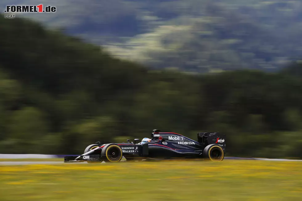 Foto zur News: Fernando Alonso (McLaren)