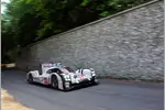 Foto zur News: Mark Webber im Porsche 919 Hybrid