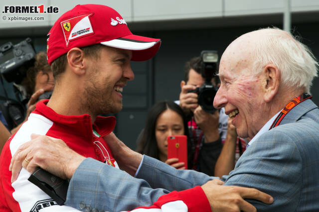Foto zur News: Formel-1-Live-Ticker: Lewis Hamilton als 80-jähriger Opa