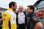 Foto zur News: Cyril Abiteboul, Helmut Marko und Christian Horner