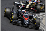 Gallerie: Jenson Button (McLaren) und Pastor Maldonado (Lotus)