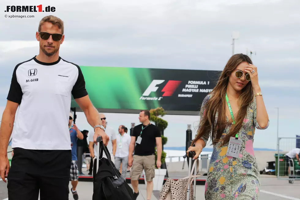 Foto zur News: Jenson Button (McLaren)