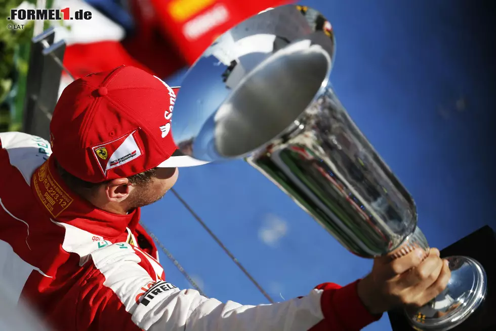 Foto zur News: Sebastian Vettel (Ferrari)