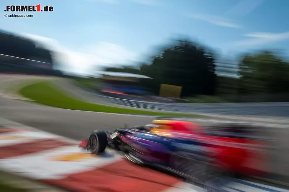 Foto zur News: Daniil Kwjat (Red Bull)