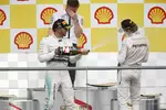 Foto zur News: Lewis Hamilton (Mercedes) und Nico Rosberg (Mercedes)