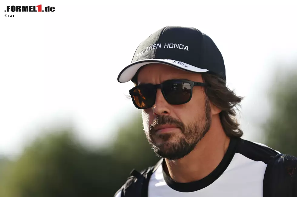 Foto zur News: Fernando Alonso (McLaren)