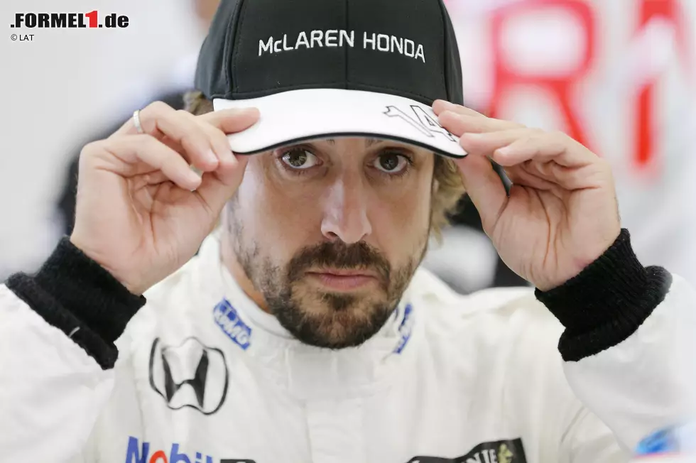 Foto zur News: Fernando Alonso (McLaren)