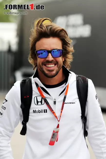 Foto zur News: Fernando Alonso (McLaren)