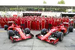 Foto zur News: Marc Gene (Nissan), Maurizio Arrivabene, Sebastian Vettel (Ferrari), Esteban Gutierrez, Giancarlo Fisichella und Kimi Räikkönen (Ferrari)