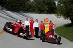 Foto zur News: Sebastian Vettel (Ferrari) und Kimi Räikkönen (Ferrari)