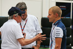 Foto zur News: Jackie Stewart und Valtteri Bottas (Williams)