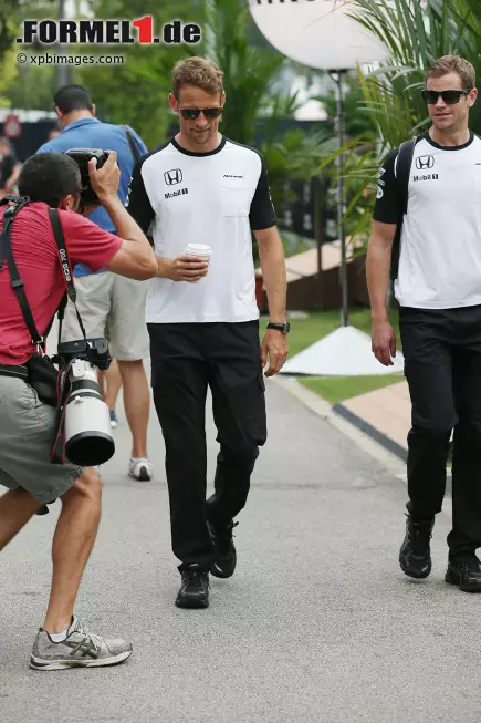 Foto zur News: Jenson Button (McLaren)