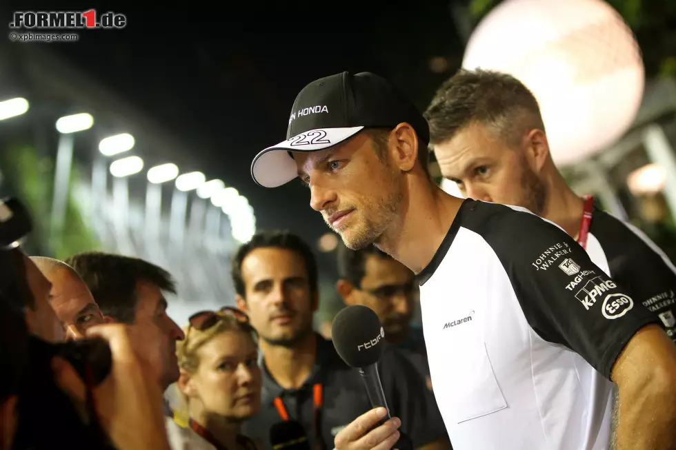 Foto zur News: Jenson Button (McLaren)