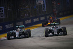 Foto zur News: Nico Rosberg (Mercedes) und Lewis Hamilton (Mercedes)