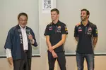 Foto zur News: Daniel Ricciardo, Daniil Kwjat (Red Bull)