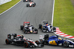 Foto zur News: Marcus Ericsson (Sauber), Jenson Button (McLaren), Felipe Nasr (Sauber) und Max Verstappen (Toro Rosso)
