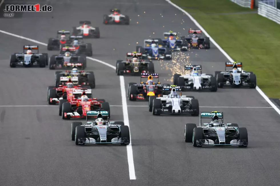 Foto zur News: Lewis Hamilton (Mercedes) und Nico Rosberg (Mercedes)