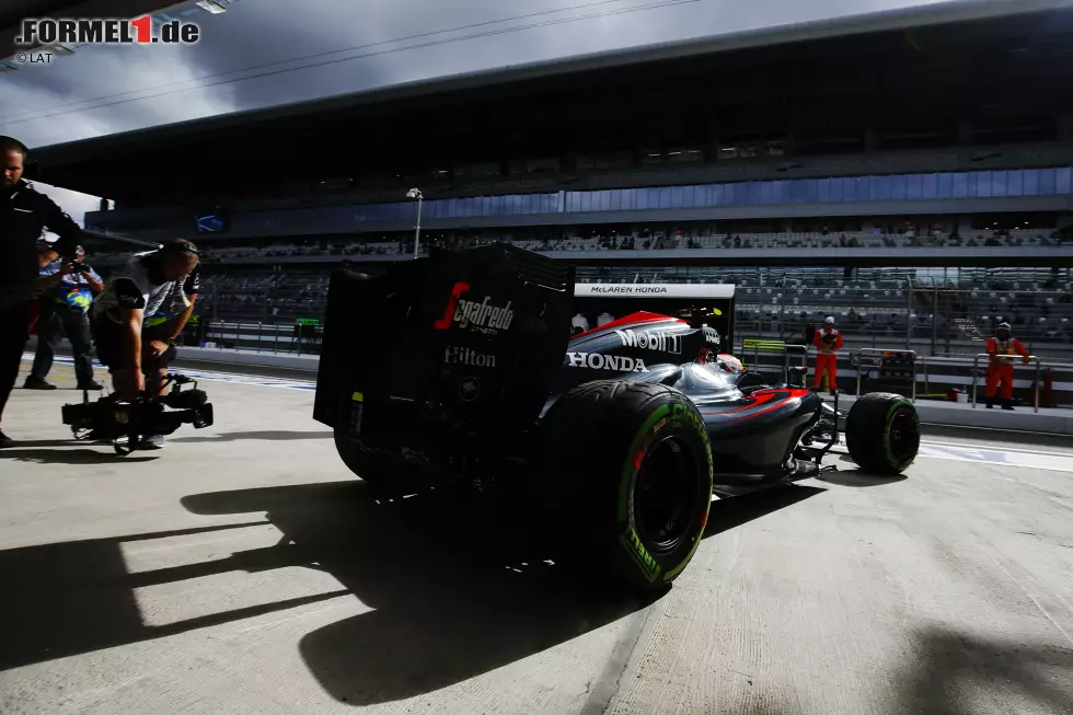 Foto zur News: Jenson Button (McLaren)