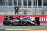 Foto zur News: Nico Hülkenberg (Force India) und Marcus Ericsson (Sauber)