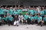 Foto zur News: Nico Rosberg (Mercedes) und Lewis Hamilton (Mercedes)