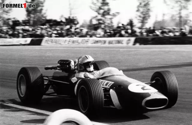 Ein Jahr später holt Denny Hulme den WM-Titel im BT24. Foto zur News: Ein Jahr später holt Denny Hulme den WM-Titel im BT24.