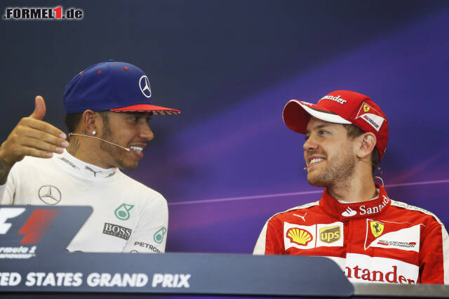 Foto zur News: Formel-1-Live-Ticker: Lewis Hamilton spielt in 