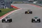 Foto zur News: Lewis Hamilton (Mercedes) und Nico Rosberg (Mercedes)