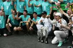 Foto zur News: Nico Rosberg (Mercedes) und Lewis Hamilton (Mercedes)