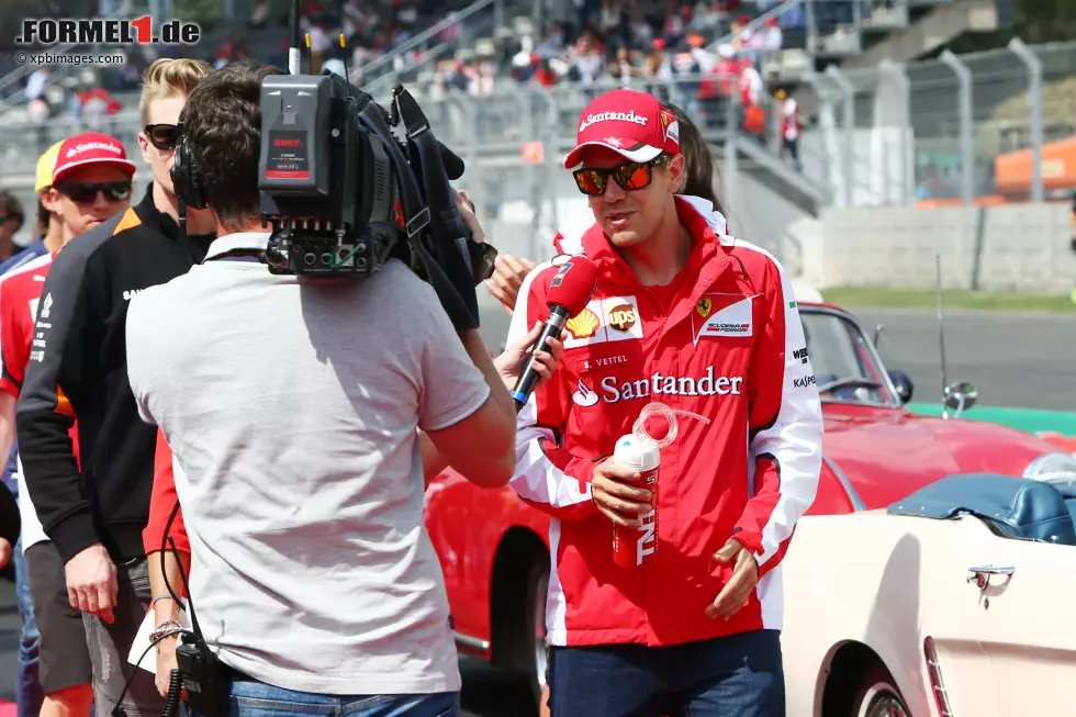 Foto zur News: Sebastian Vettel (Ferrari)