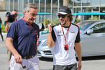 Foto zur News: Carlos Sainz und Fernando Alonso (McLaren)