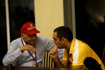 Foto zur News: Niki Lauda und Cyril Abiteboul