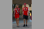 Foto zur News: Britta Roeske und Sebastian Vettel (Ferrari)