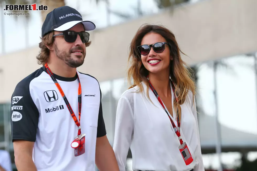 Foto zur News: Fernando Alonso (McLaren) und Lara Alvarez