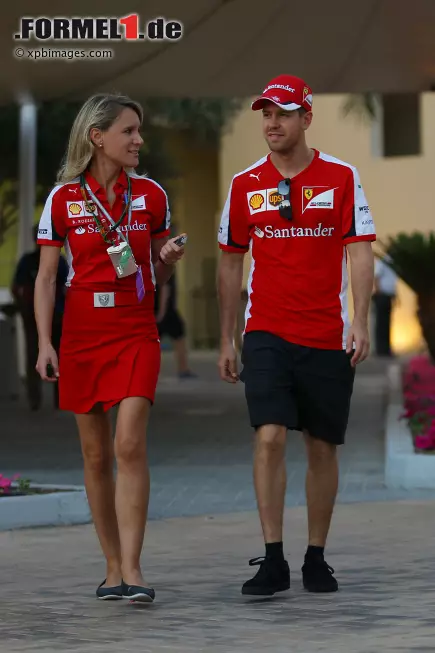 Foto zur News: Britta Roeske und Sebastian Vettel (Ferrari)