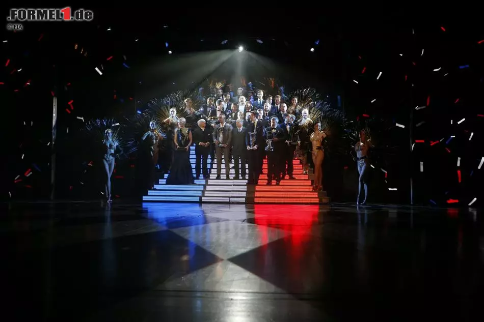 Foto zur News: Gruppenfoto bei der FIA-Gala