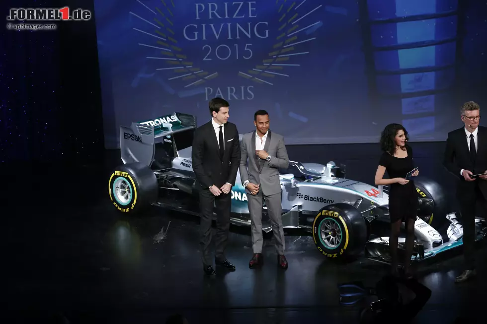 Foto zur News: Toto Wolff und Lewis Hamilton (Mercedes)