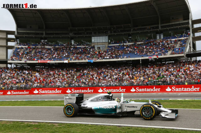 Foto zur News: Formel-1-Live-Ticker: Macht sich Alonso lustig?