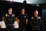 Foto zur News: Jolyon Palmer (Renault), Esteban Ocon (Renault) und Kevin Magnussen (Renault)