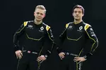 Foto zur News: Kevin Magnussen (Renault) und Jolyon Palmer (Renault)