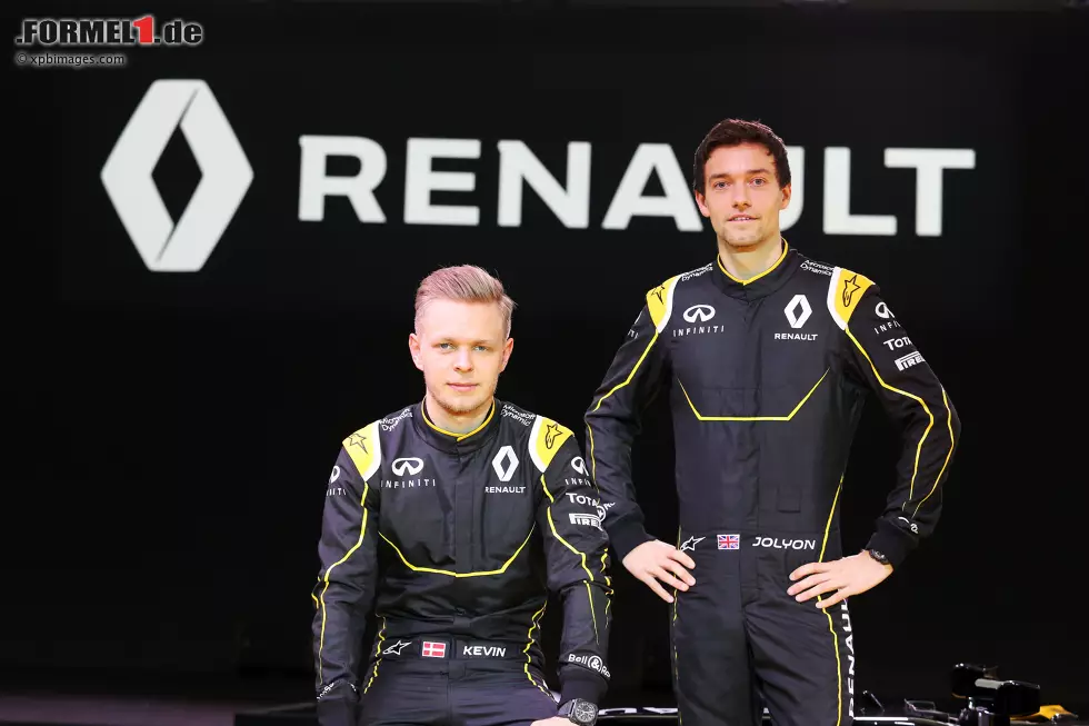 Foto zur News: Kevin Magnussen (Renault) und Jolyon Palmer (Renault)