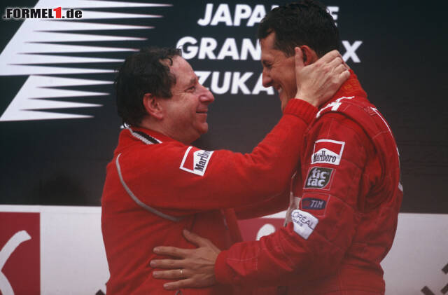 Foto zur News: Der Moment des Erfolgs: In Suzuka 2000 holten Schumacher und Todt den Titel. Klicken Sie sich hier durch die Meilensteine seiner Karriere!