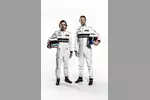 Foto zur News: Fernando Alonso und Jenson Button (McLaren)