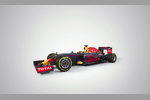 Foto zur News: Der Red Bull RB12 für die Formel-1-Saison 2016