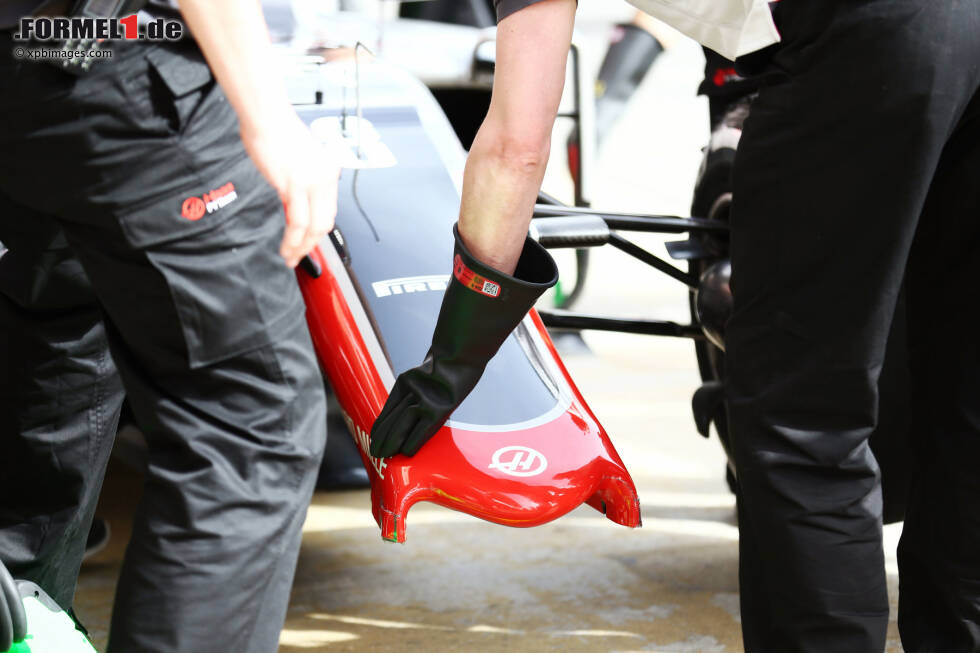 Foto zur News: Frontflügel weg: Romain Grosjean (Haas)