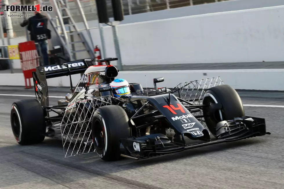 Foto zur News: Fernando Alonso (McLaren)