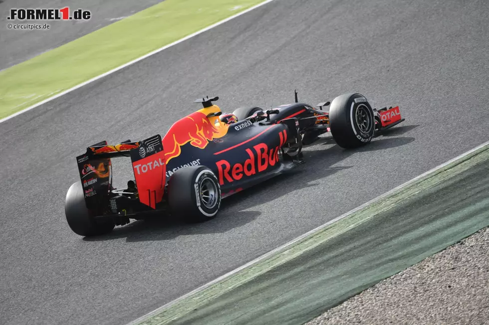 Foto zur News: Daniil Kwjat (Red Bull)