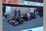 Foto zur News: Carlos Sainz und Max Verstappen mit dem STR11 (Toro Rosso)