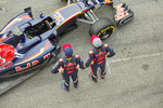 Foto zur News: Max Verstappen (Toro Rosso) und Carlos Sainz (Toro Rosso)