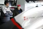 Foto zur News: Niki Lauda (Mercedes) zu Besuch bei Günther Steiner (Haas)