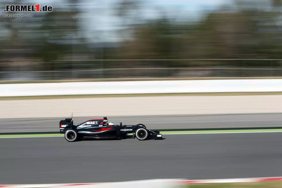 Foto zur News: Fernando Alonso (McLaren)